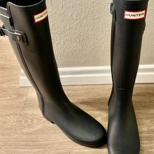 Hunter Womans refined slim fit adjustable tall rain boots US 7 UK 5